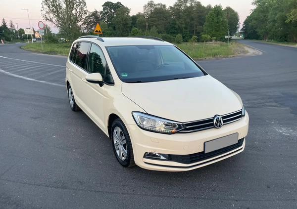Volkswagen Touran cena 41900 przebieg: 258000, rok produkcji 2017 z Nidzica małe 407